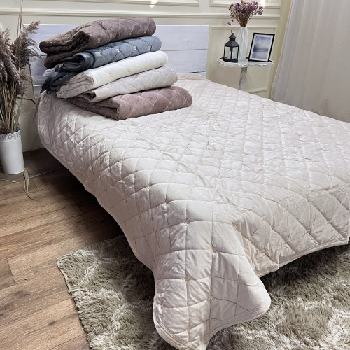 Велюрове покривало Шанель "Gold" Лате