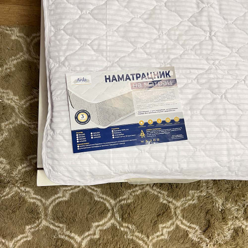 Наматрацник з юбкою тканина голд наповнювач холофайбер 