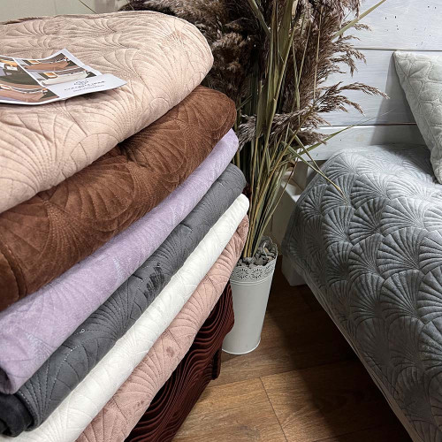 Велюрове покривало 220/240 мушля капучіно